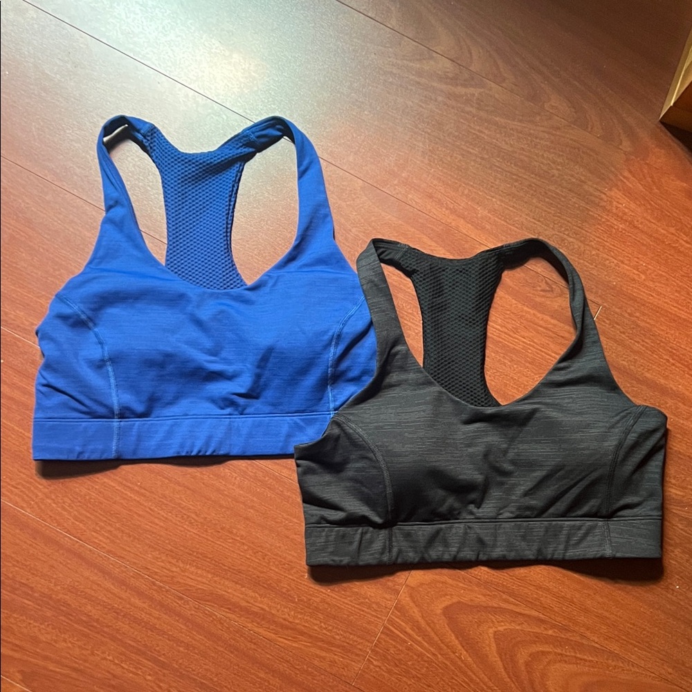 Outdoor Voices *Bundle Blue and Black Sports Bras‎ Small